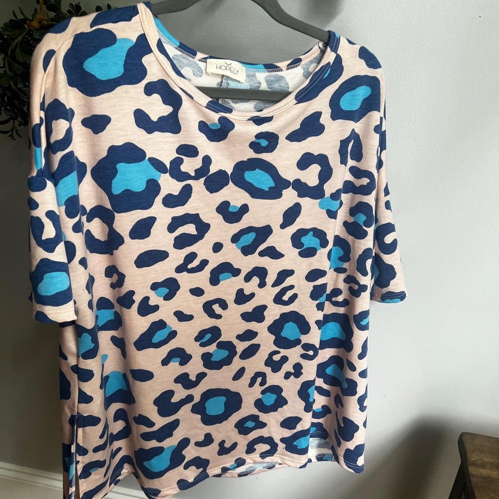 Hopefly - M - oversized top